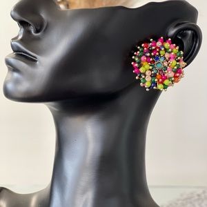 Multi color earrings stud